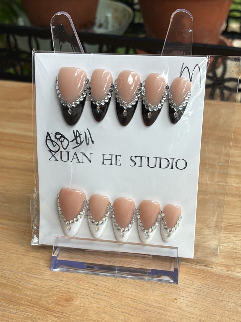 Gothic & Classic French Glam Rhinestone Almond Press-On Nails Set Medium
